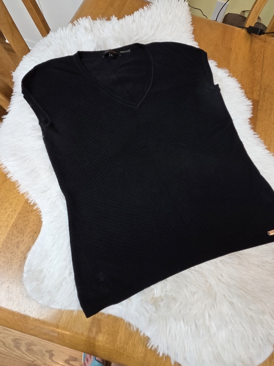 BCBGMaxAzria Tops - V-Neck Sleeveless Knit Tank